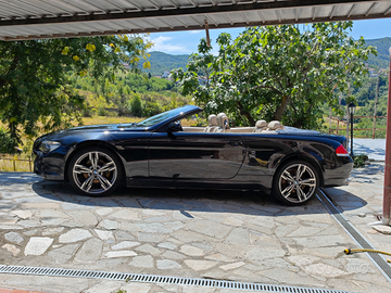 BMW 630i modello E64