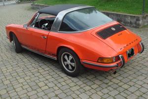 Porsche 911 2.4 s targa