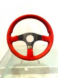 Volante Momo Corse D32