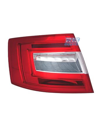 FANALE SINISTRO SKODA OCTAVIA 13-17