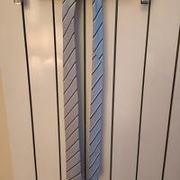 GRAVATTA AZZURRA CON RIGHE