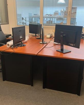 Scrivanie ufficio con armadio