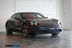 Porsche Taycan 4S Cross Turismo