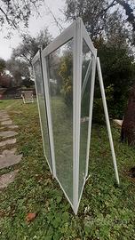 box sopra vasca da bagno 