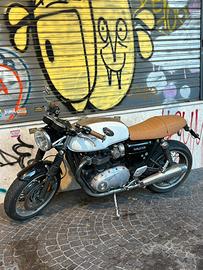 Triumph Thruxton 1200
