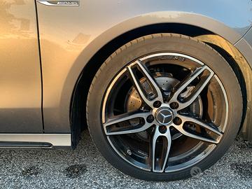 Cerchi originali AMG da 18”