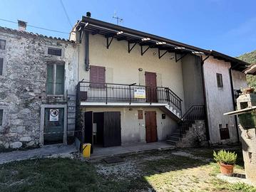 Villa di 102 m² con 4 locali e box auto a San Piet
