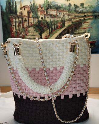 Borsa tracolla fatta a mano