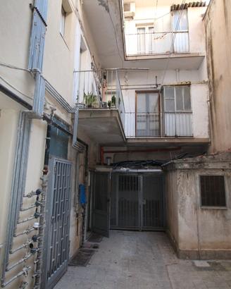 Bottega Artigianale di 42 mq. zona Province