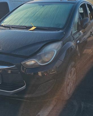 hyundai ix20 ricambi usati vettura rottamata