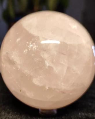 Sfera di Cristallo 753g Minerale Quarzo Rosa