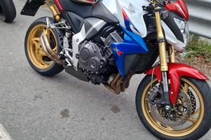 cb 1000 r