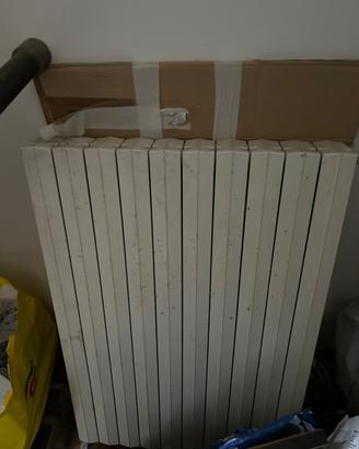 Termosifone nuovo mai usato 10 elementi