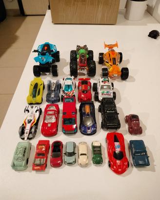 Lotto di 22 Modellini Di varie Scale