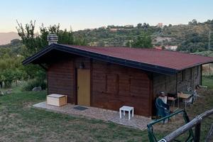 Baita in legno piu 1500 metri d terreno