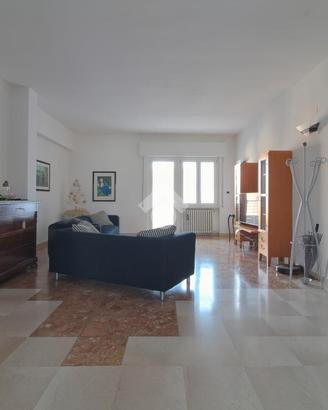 Apppartamento per periodo estivo (giu/lug/ago)