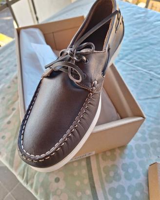 Scarpe da uomo tipo da barca