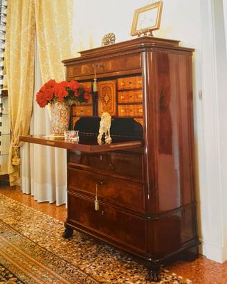MOBILE STILE BIEDERMEIER