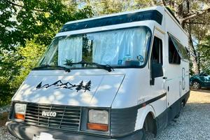 CAMPER IVECO FIAT 30.8 TURBODAILY –MOBILVETTA 1990