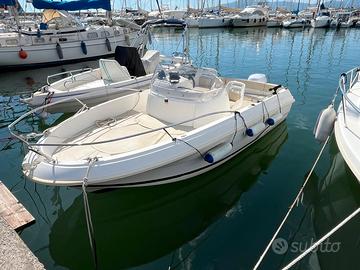 JEANNEAU CAP CAMARAT 555 - Barca Usata