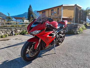 TRIUMPH DAYTONA 675 ABS