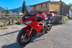 TRIUMPH DAYTONA 675 ABS
