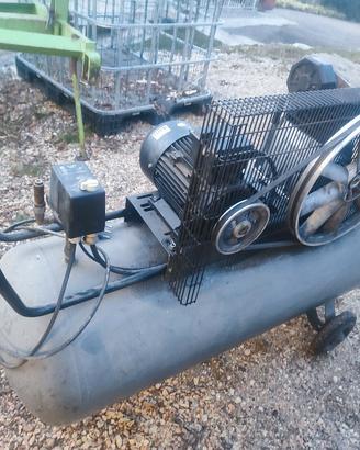 compressore 200lt 380v