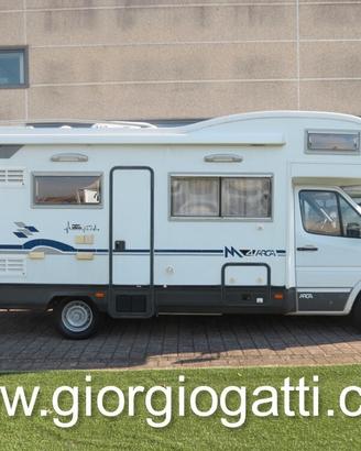 Camper Mansardato Arca M 4 con meccanica Mercedes