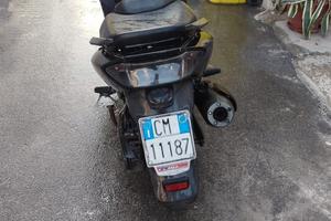 YAMAHA TMAX