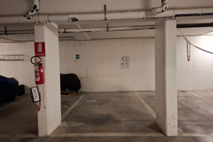 Posto auto coperto Lugana di Sirmione