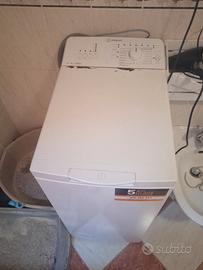 Lavatrice Indesit  carico alto