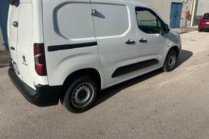 Peugeot partner 1.5 diesel unico proprietario
