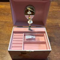 portagiioie per bambina con carillon