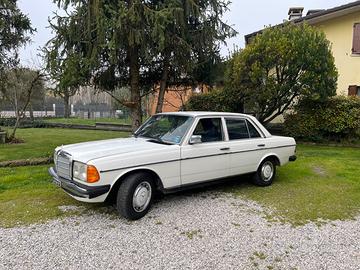 Mercedes 200 gpl