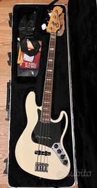 Fender American Deluxe Jazz Bass RW (02/2011)