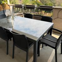 Tavolo da esterno piu 6 sedie