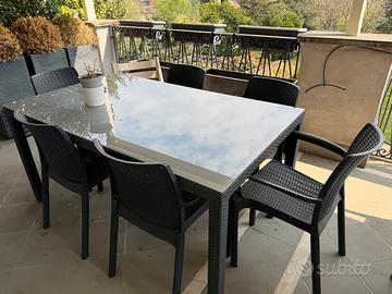 Tavolo da esterno piu 6 sedie