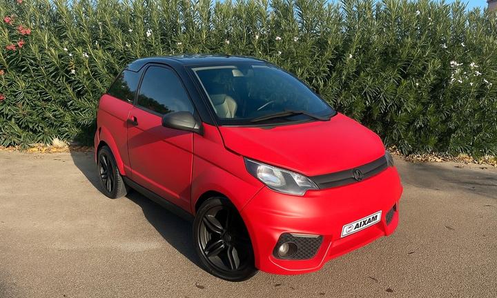 Minicar Aixam Coupé GTI Red matt