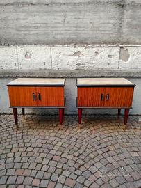 Coppia comodini design vintage