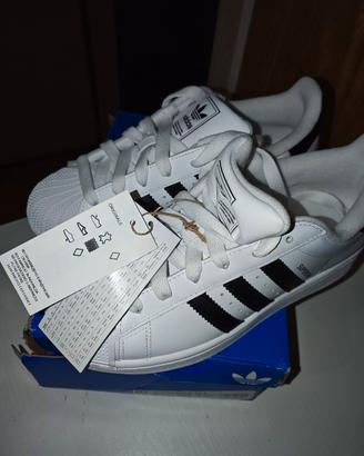 scarpe Adidas superstar 