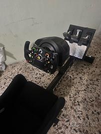 Simulatore f1 thrustmaster