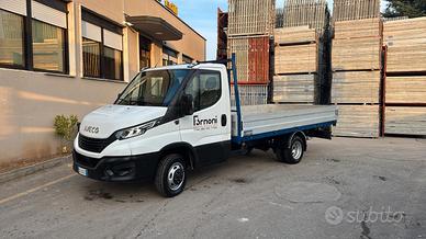 Furgone Iveco Daily modello 35C16 anno 2021