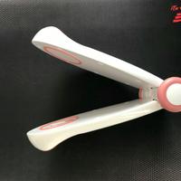 Attrezzo sportivo per rassodare coscia e braccia