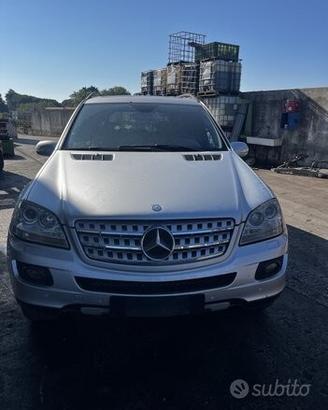 Ricambi muso mercedes ml 320 cdi