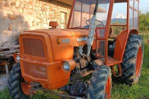 Trattore gommato OM 615