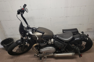 Triumph bonneville bobber