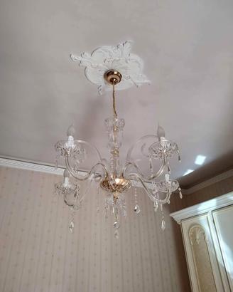 Lampadario elegante 