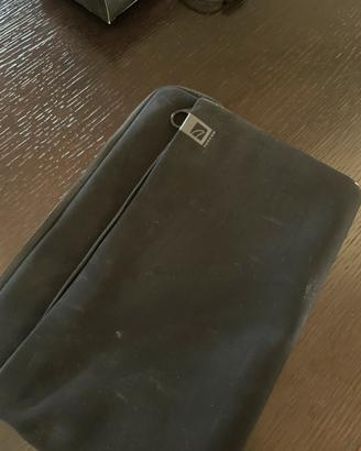 Tucano Custodia per Portatile 15”