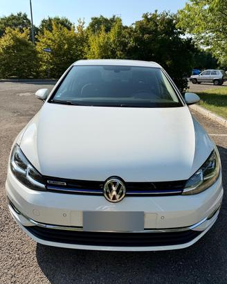 Volkswagen Golf 1.5 TGI Bluemotion Executive 
