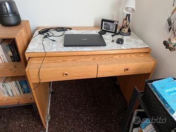 Scrivania 
